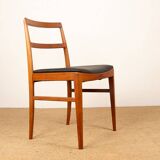 Suite de 4 chaises Danoises en Teck et cuir neuf modèle 430 par Arne Vodder