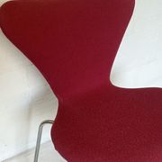 Pink chair 3107 by Arne Jacobsen