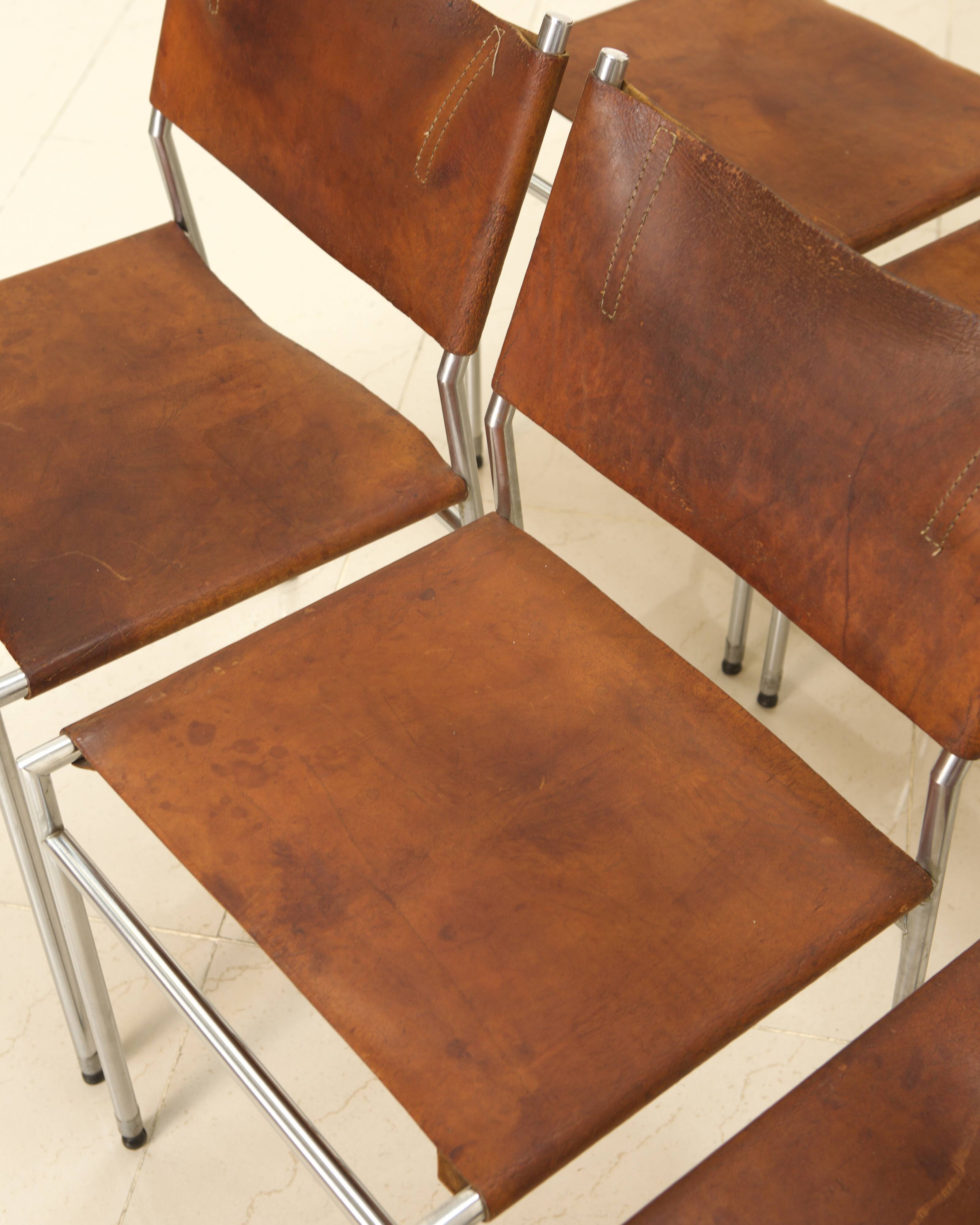 Set of 6 "SE06" chairs in patinated brown leather by Martin Visser for Spec