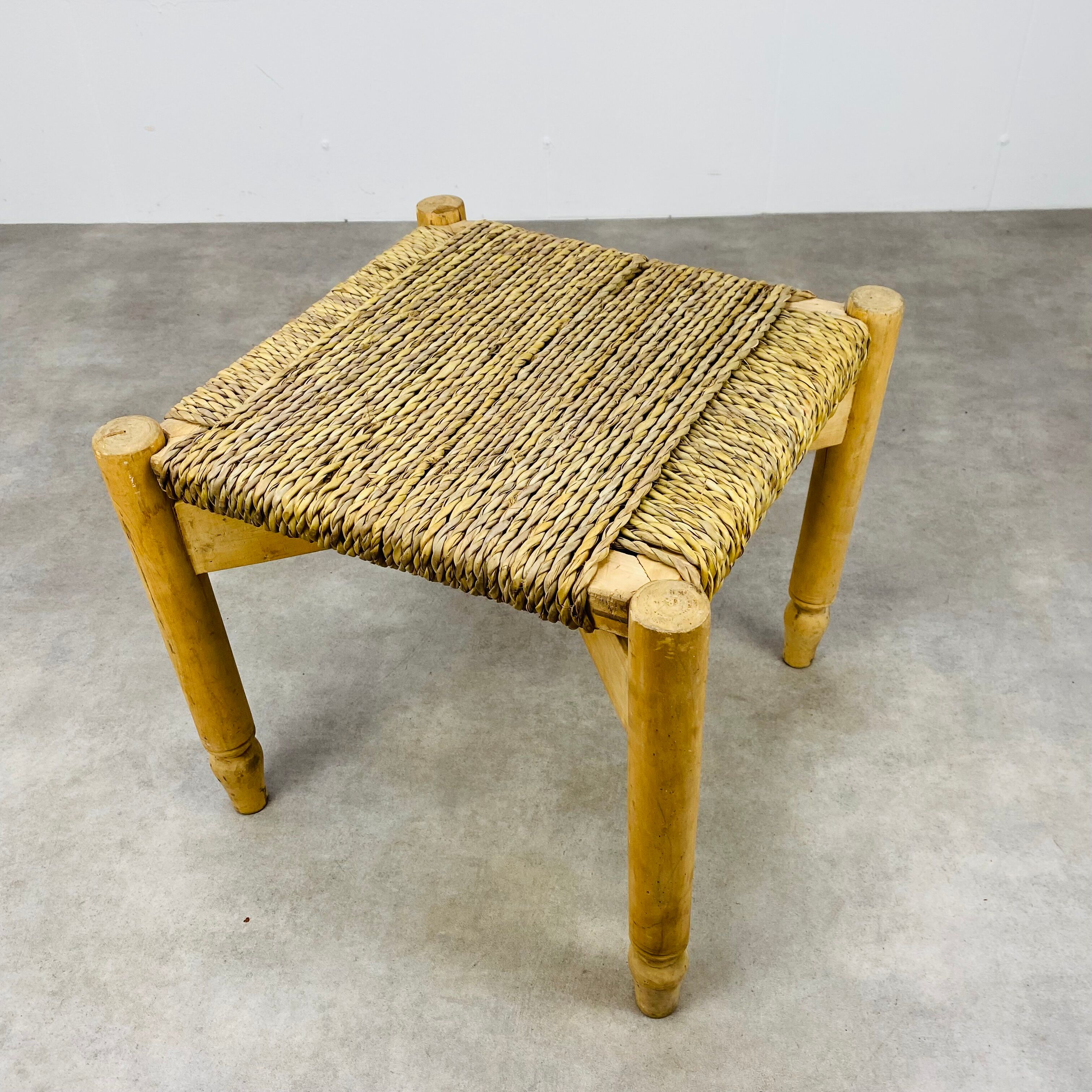 Stool woven straw raw wood