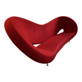Canapé design Ron Arad “Victoria & Albert” – édition Moroso – rouge iconiqu