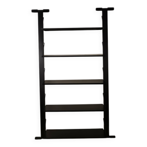 Étagère postmoderne