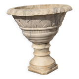 Large garden basin in marble, 19th century