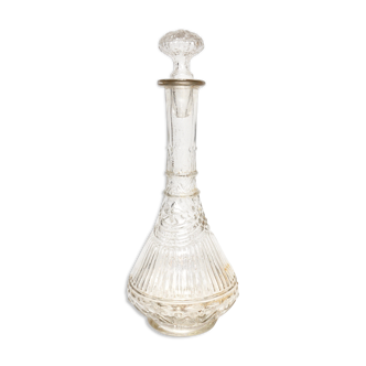 Moulded glass carafe