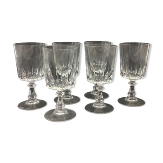 Set of 6 glasses in cut crystal.