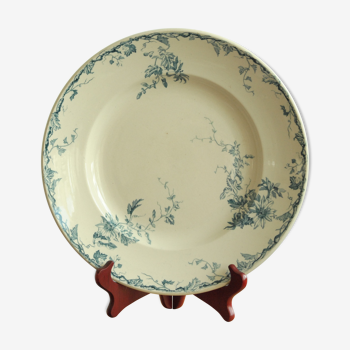 Dish Luneville faience "Passionflower"