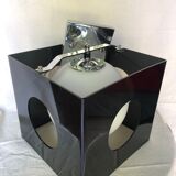 Suspension cube plexi noir et globe blanc