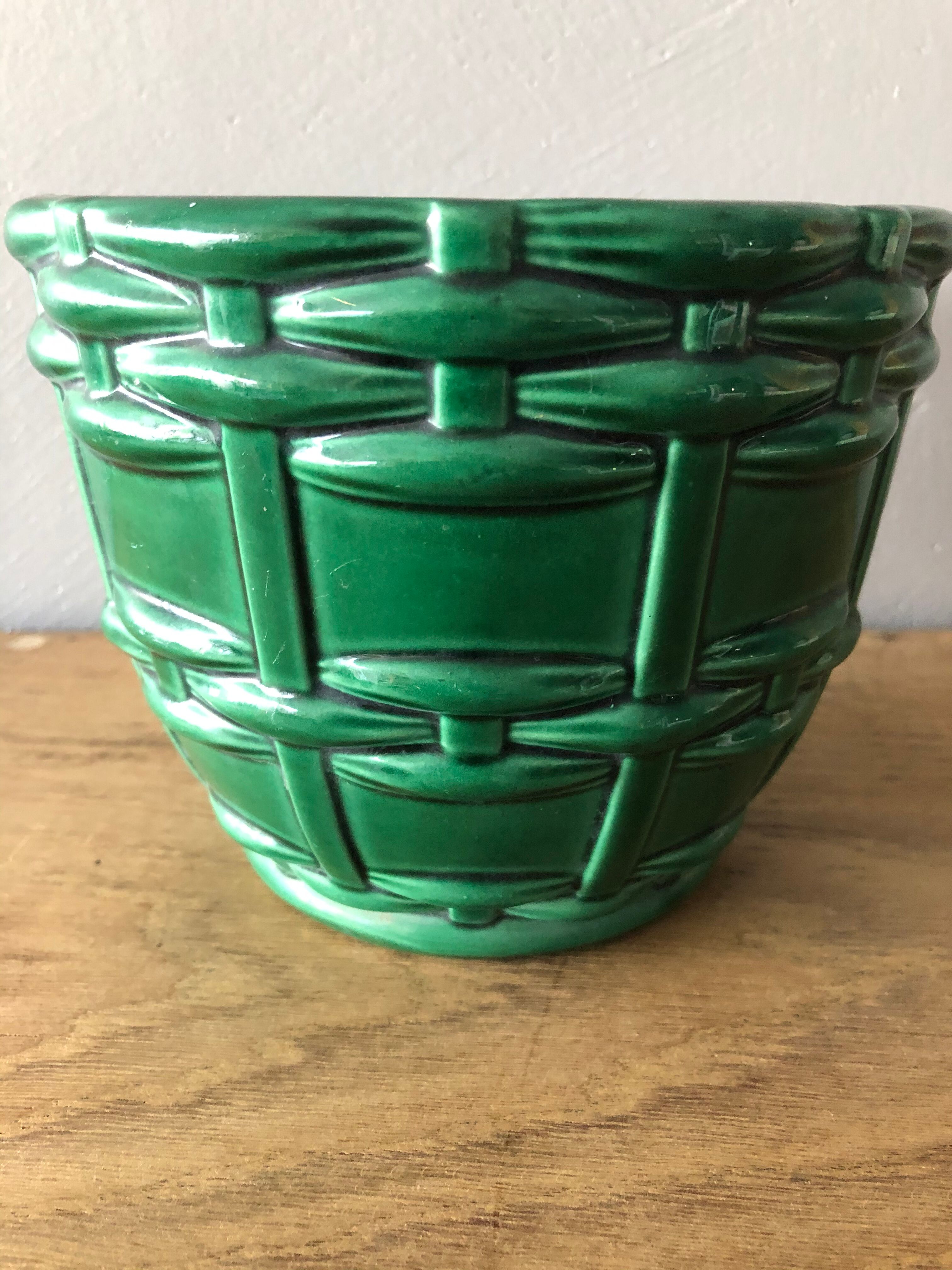 Saint Clement ceramic pot cache