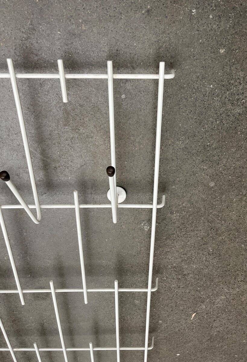 Minimalist German rope coat rack from the mid-century, 1960s.