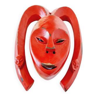 African Mask from Mali lacquered in red Exceptional piece