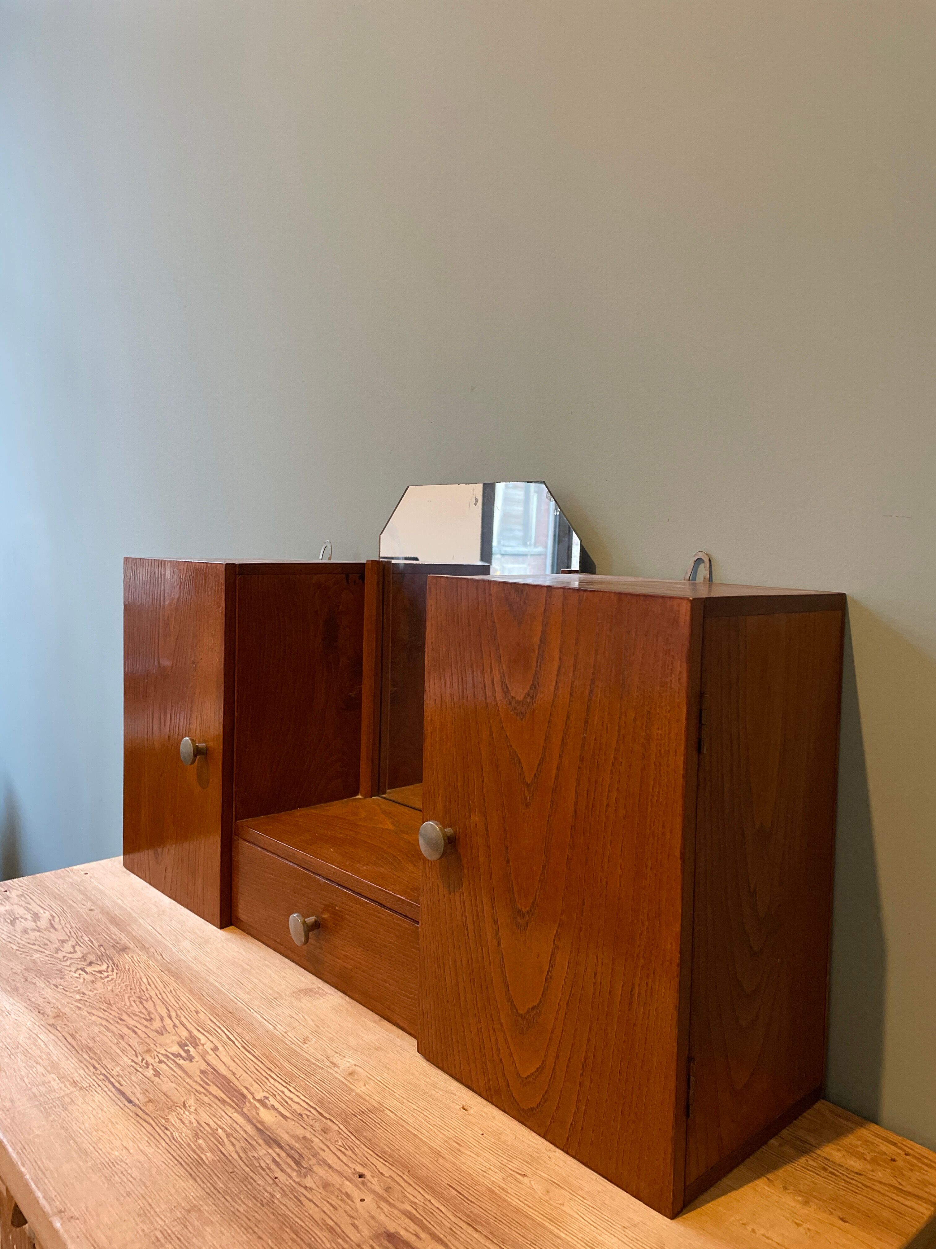 Antique wall-mounted toilet cabinet