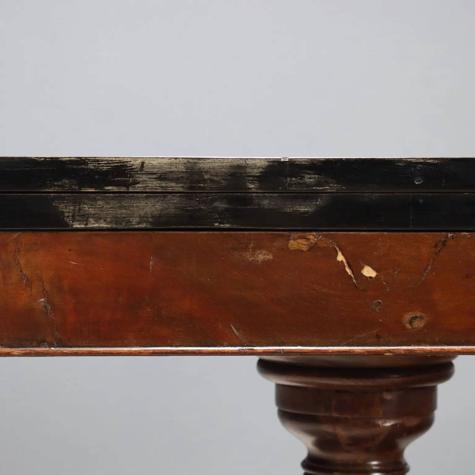 Table de jeu ancienne en acajou, Angleterre, milieu du XIXe siècle