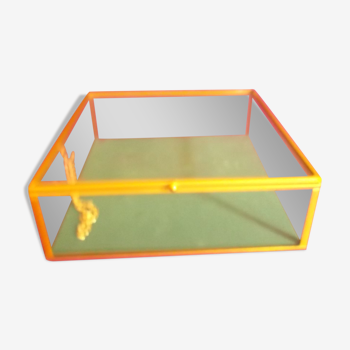 Glass jewelry box