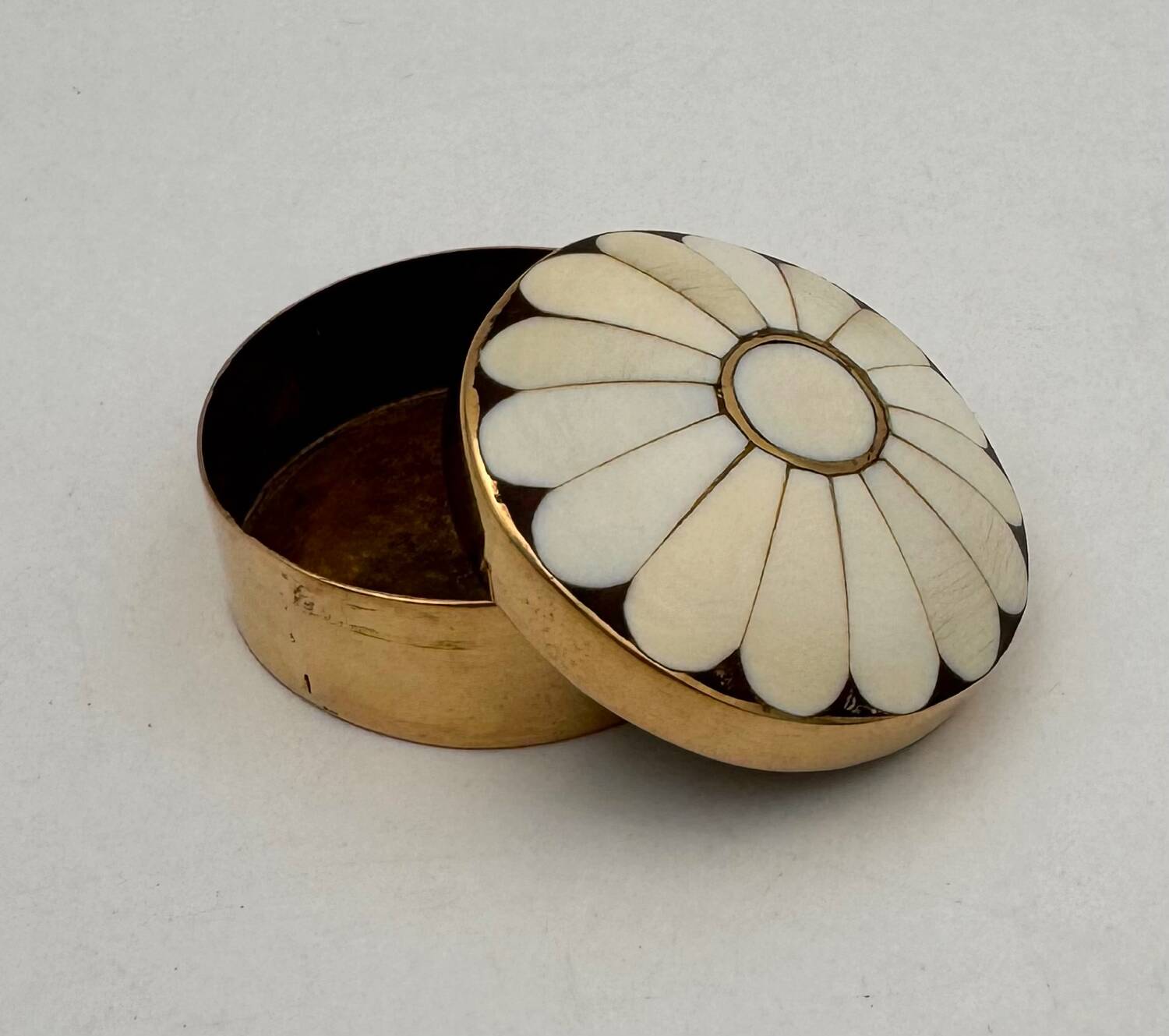 Vintage pillbox, brass and bone box - 1970s