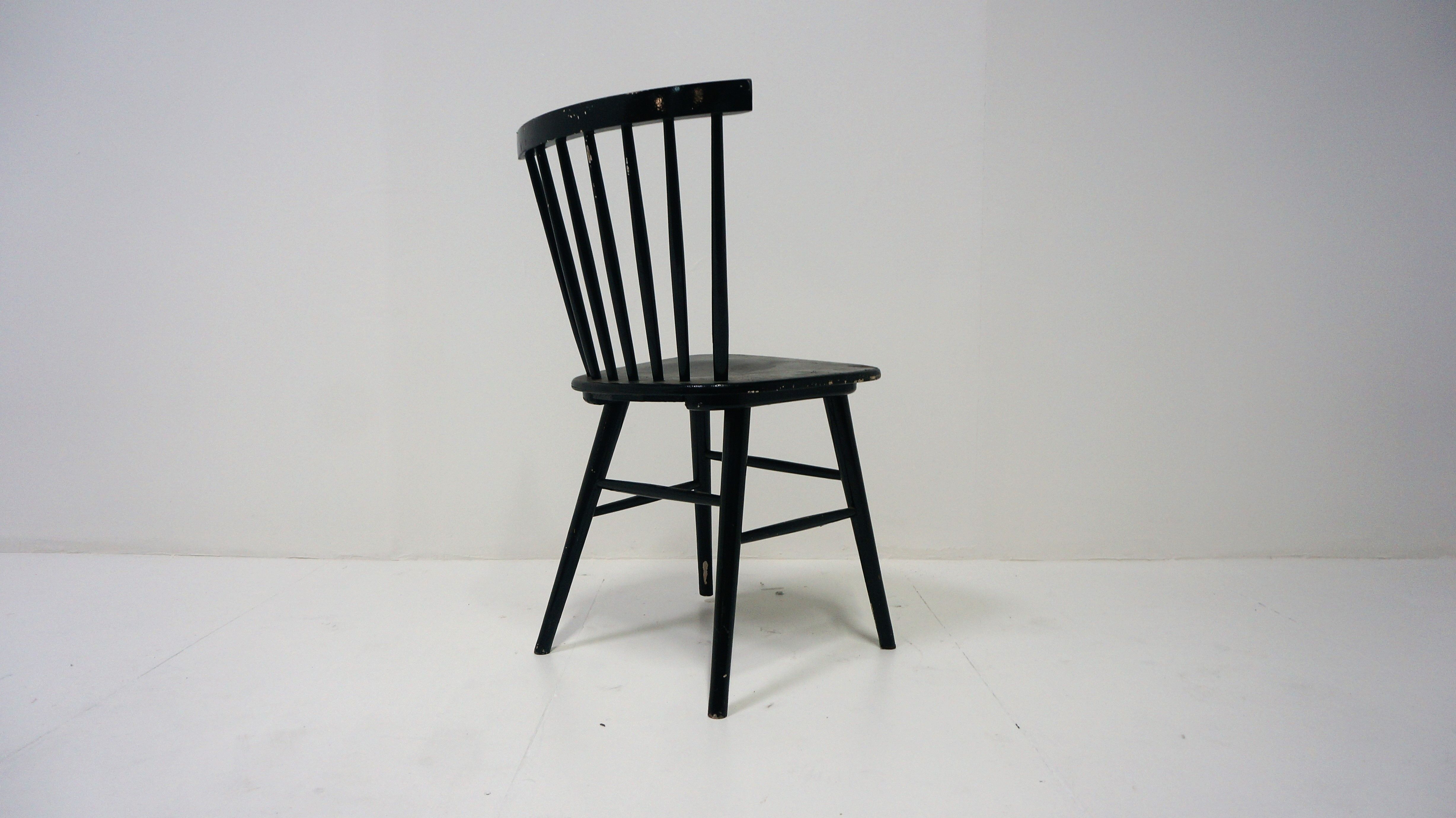 Série de 4 chaises scandinaves
