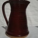 Set plate and pitchers in sandstone enamelled Boult