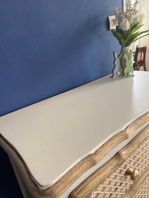 vintage commode