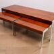 Un ensemble de tables de café gigognes vintage de milieu de siècle de Merrow Associates - If.