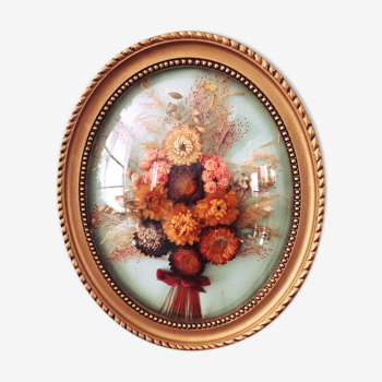 Frame vintage dried flowers