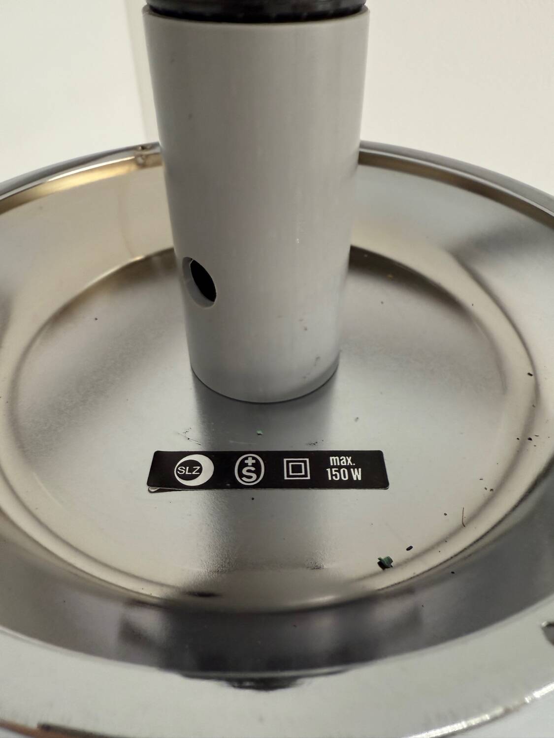 Floor lamp in white metal and plastic, Swisslamps SLZ design, vintage 80s