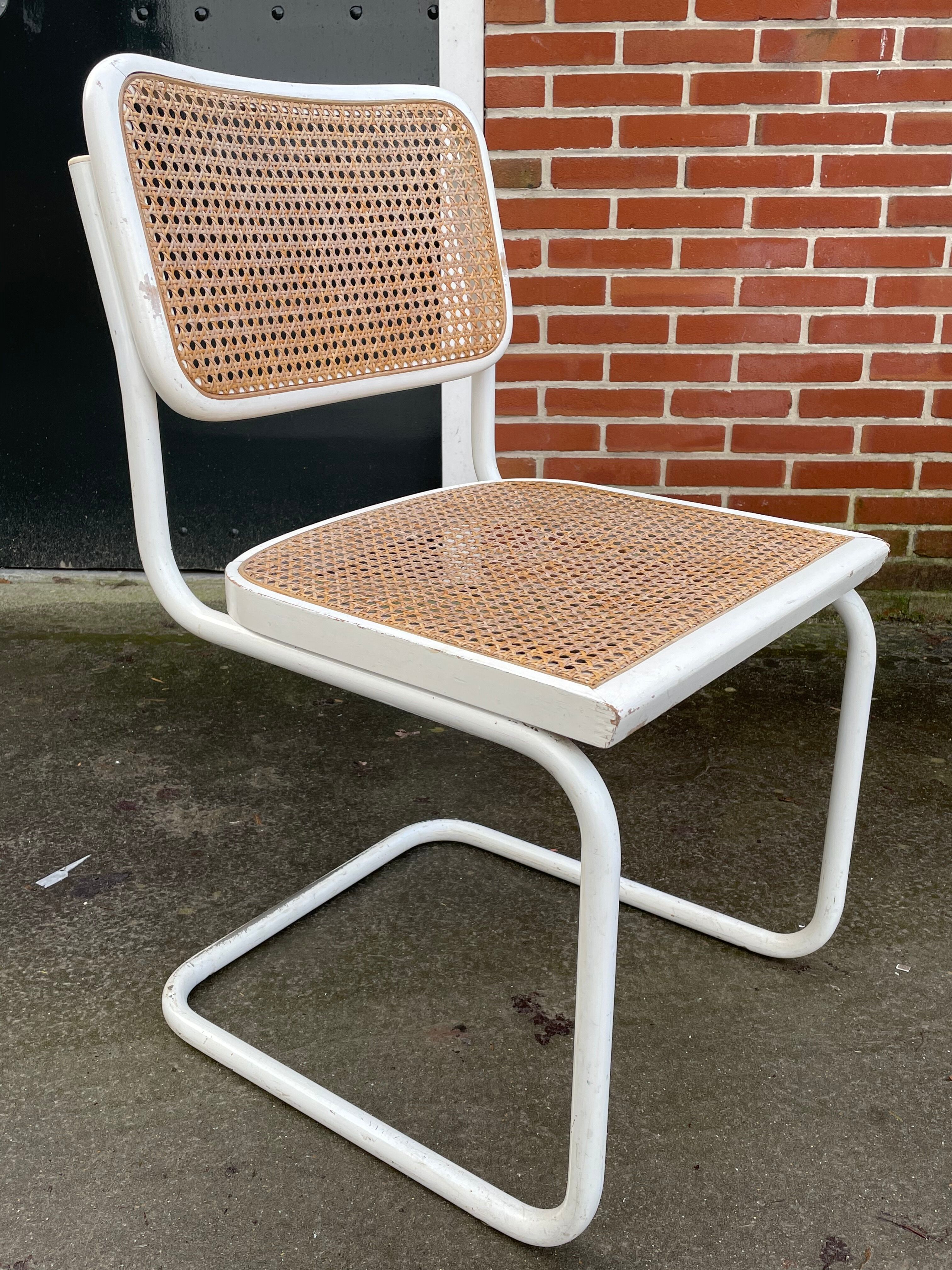 Cesca design chair b32 model white