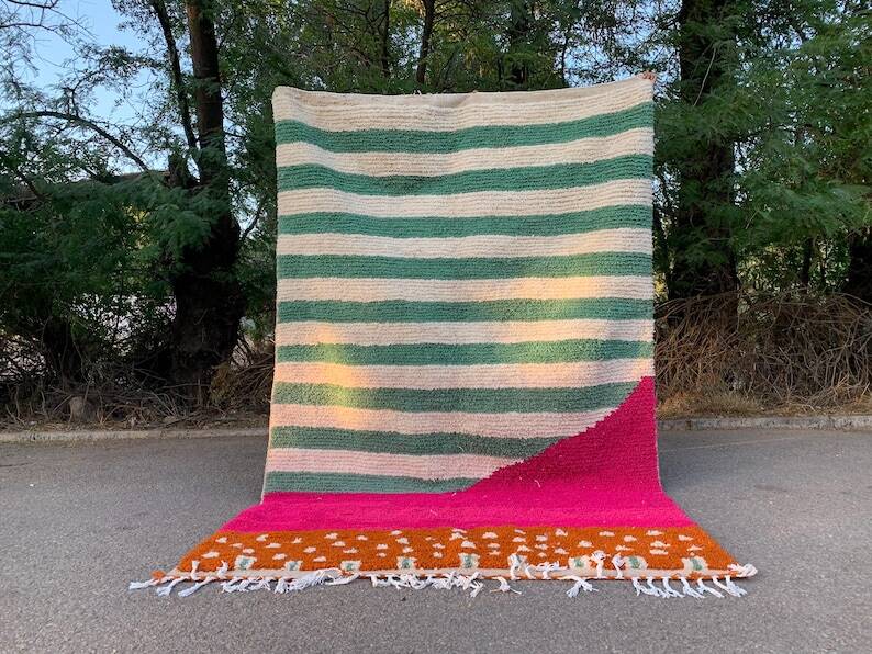 Handcrafted Berber rug, traditionally made, size 250 x 250 cm