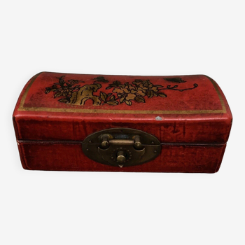 Chinese lacquer jewelry box 1900 floral decor