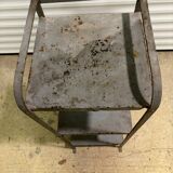 Metal serving unit