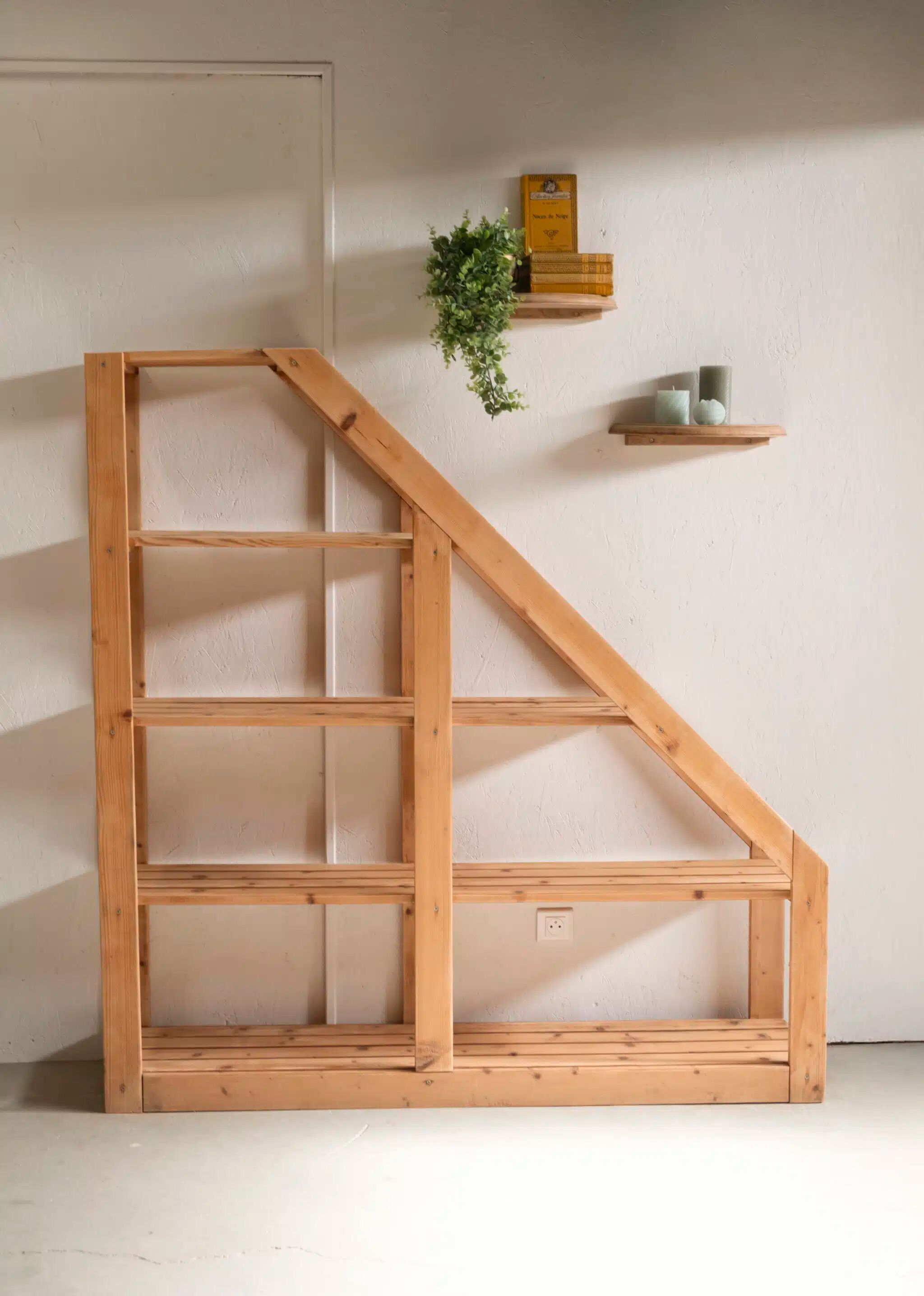 "Augustin" bookshelf