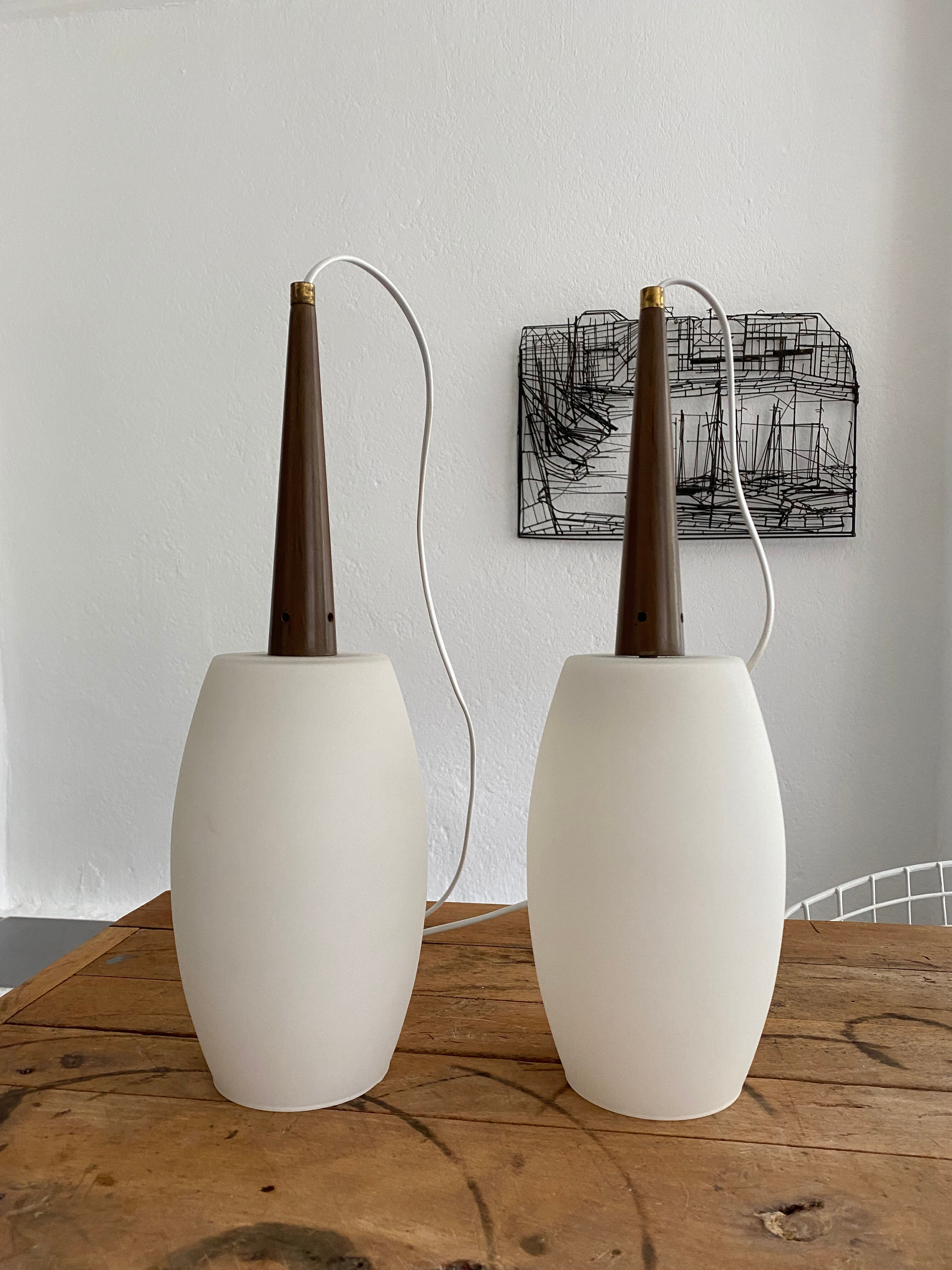 Pair vintage opaline suspensions