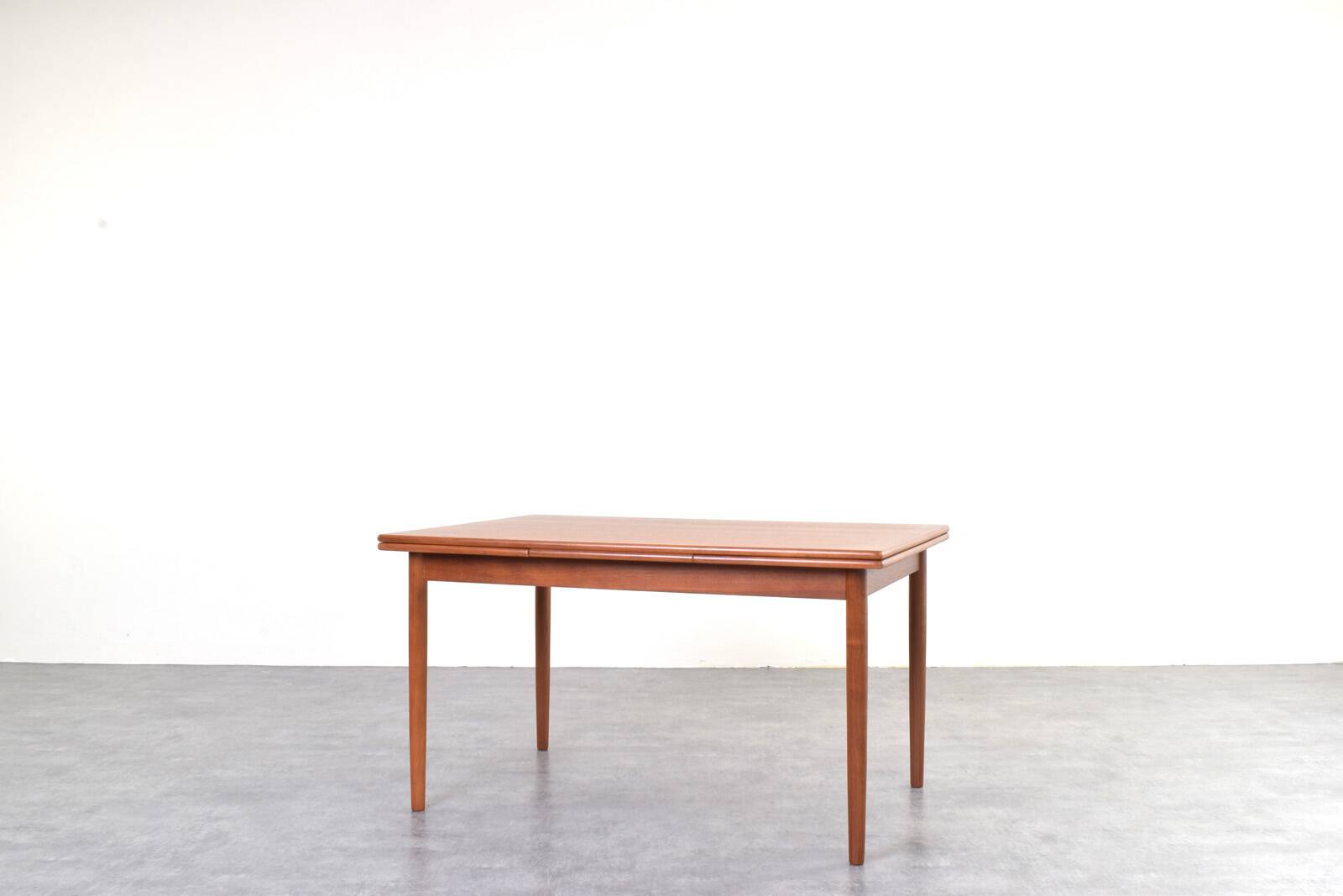 Mid-Century Danish Extendable Teak Dining Table from Rogenstrup Möbelfabrik