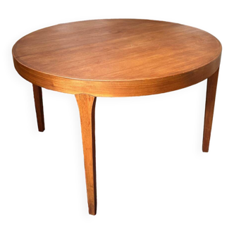 Teak round dining table, 1960s. Editor Gudme Mobelfabrik, Danish