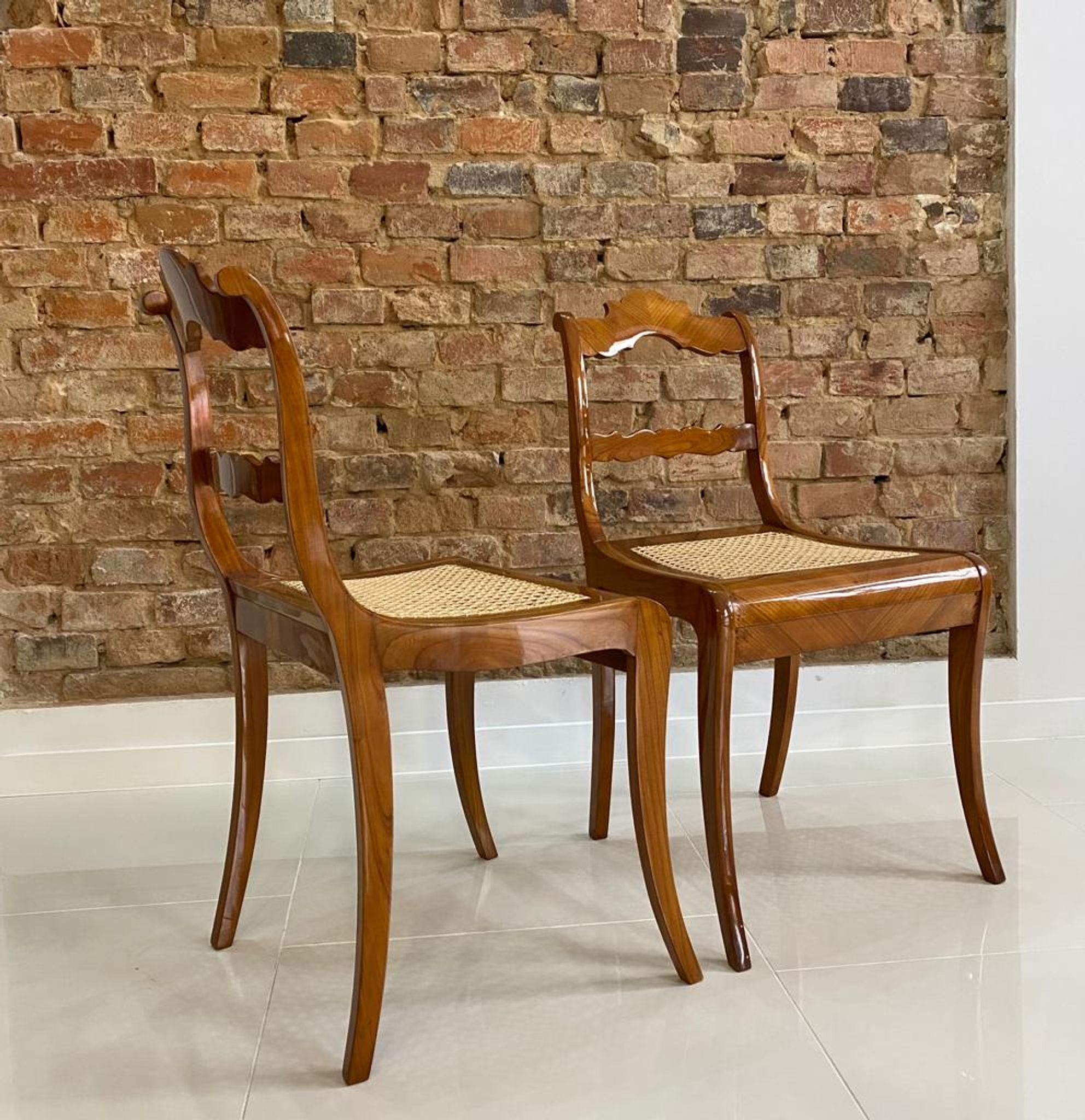 Ensemble de 2 chaises Biedermeier, Autriche, début du 19ème siècle