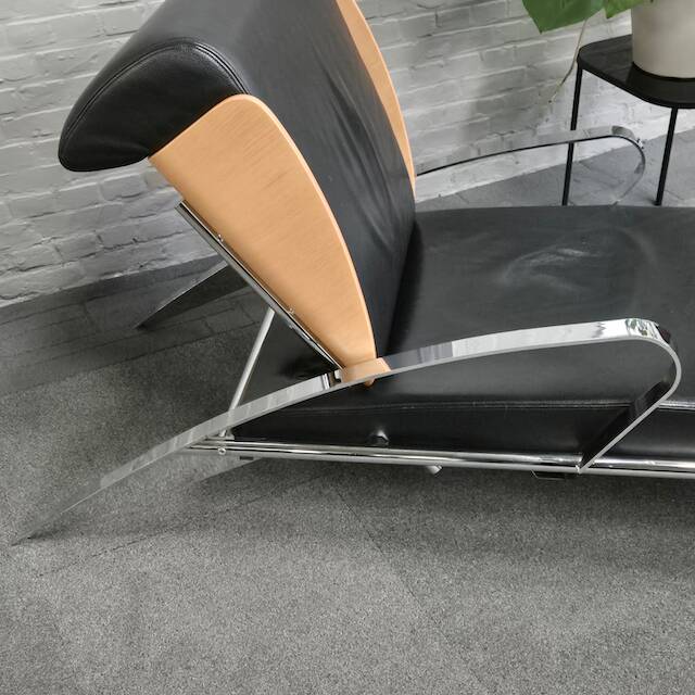 Black leather lounge chair futuro 3 by massimo iosa ghini for moroso - italy 1980's