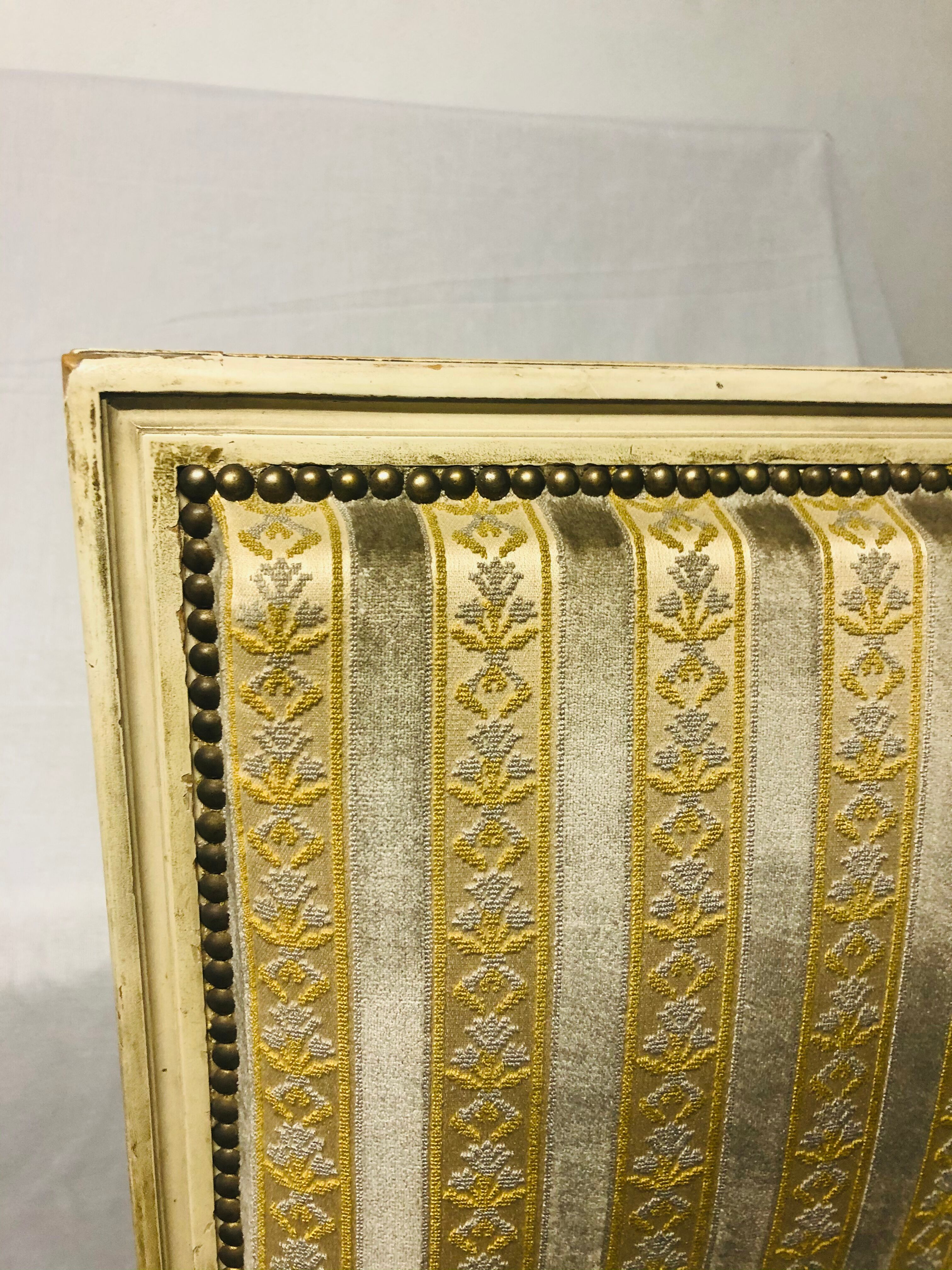 Suite of 4 Louis XVI-style chairs