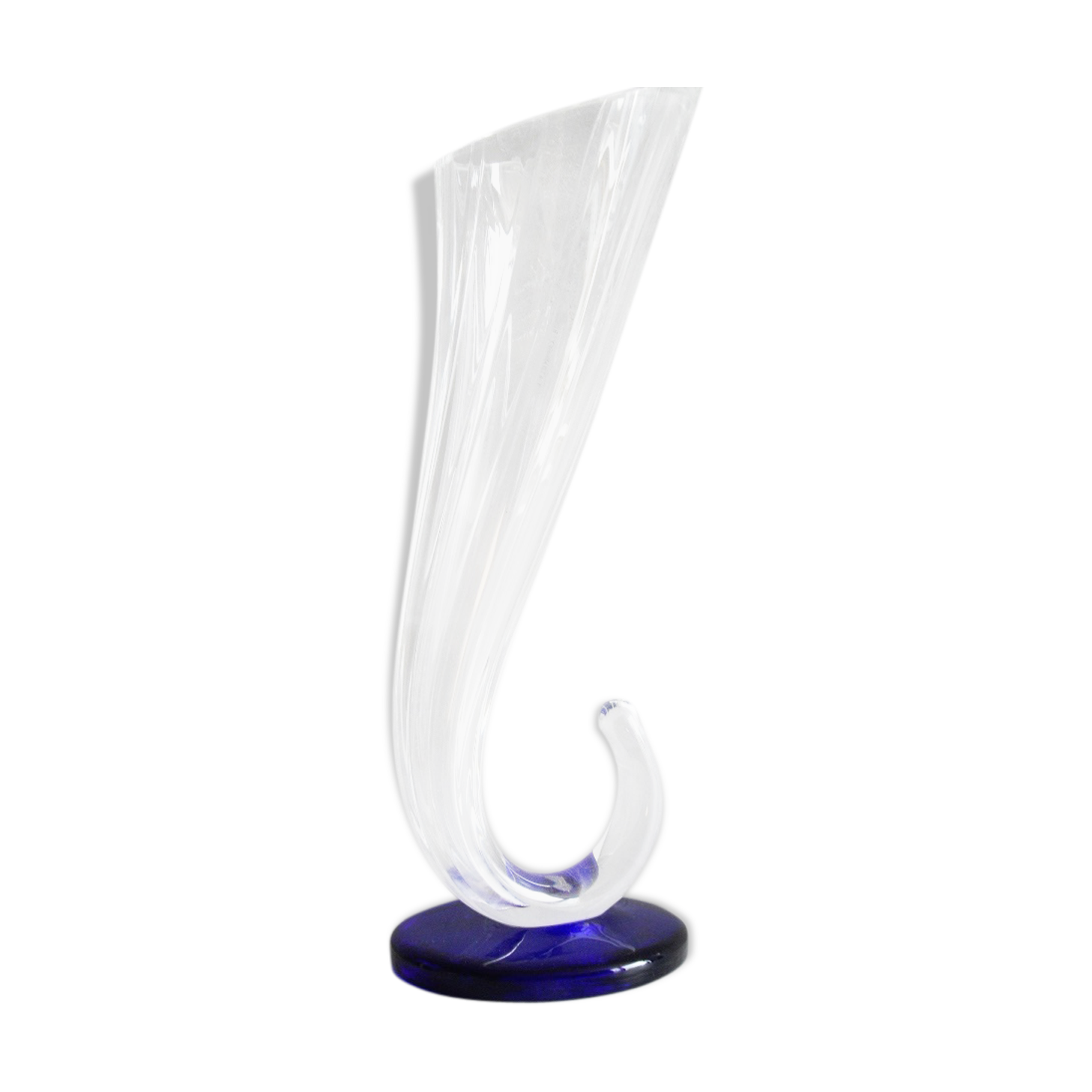 Crystal vase in the shape of horn of plenty, signed lVV