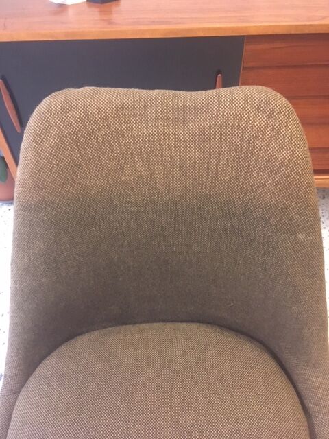 Eero Saarinen Tulip chair, produced by De Coene Courtrai