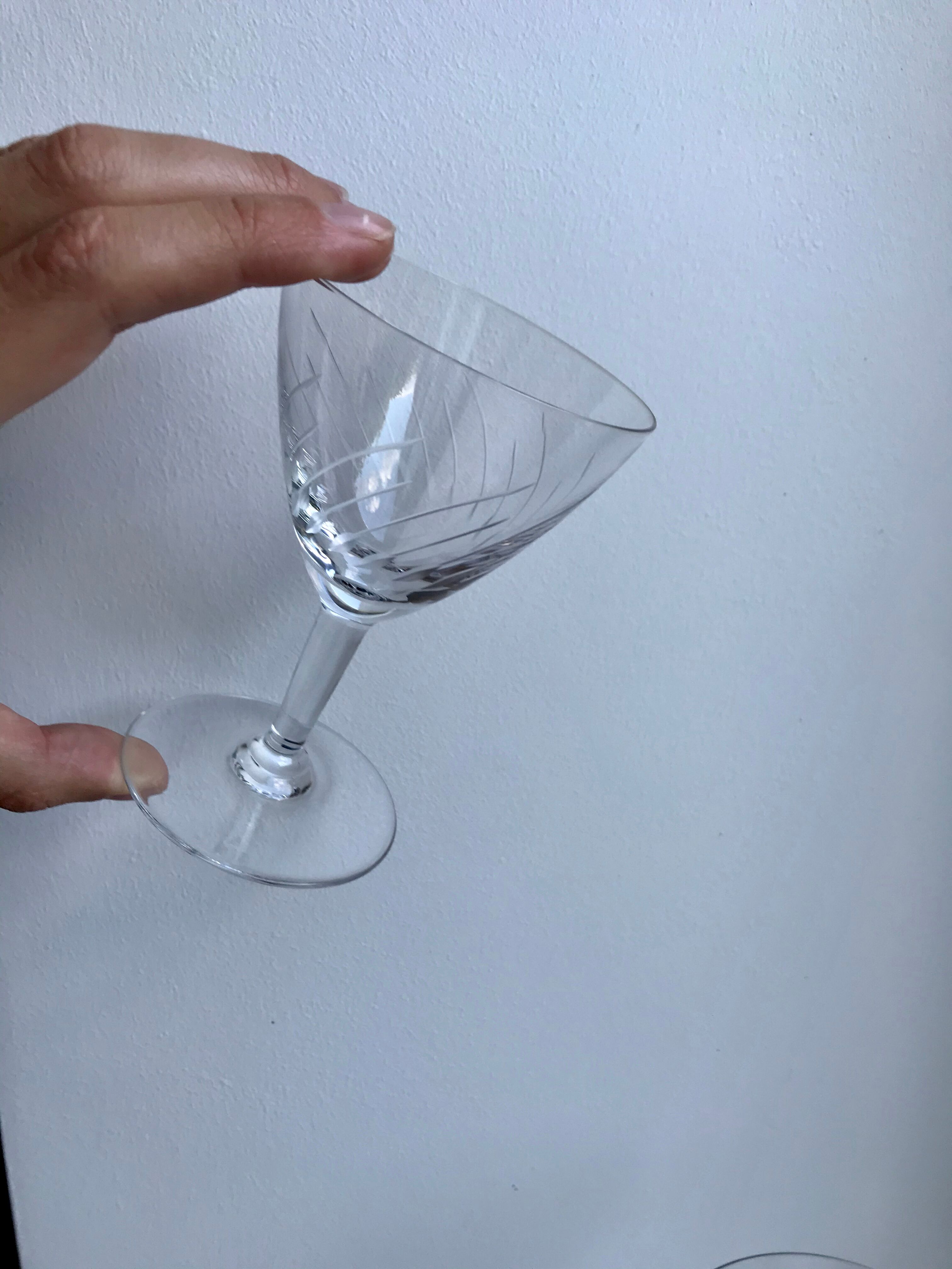 Lot 6 verres à vin en cristal gravé années 50