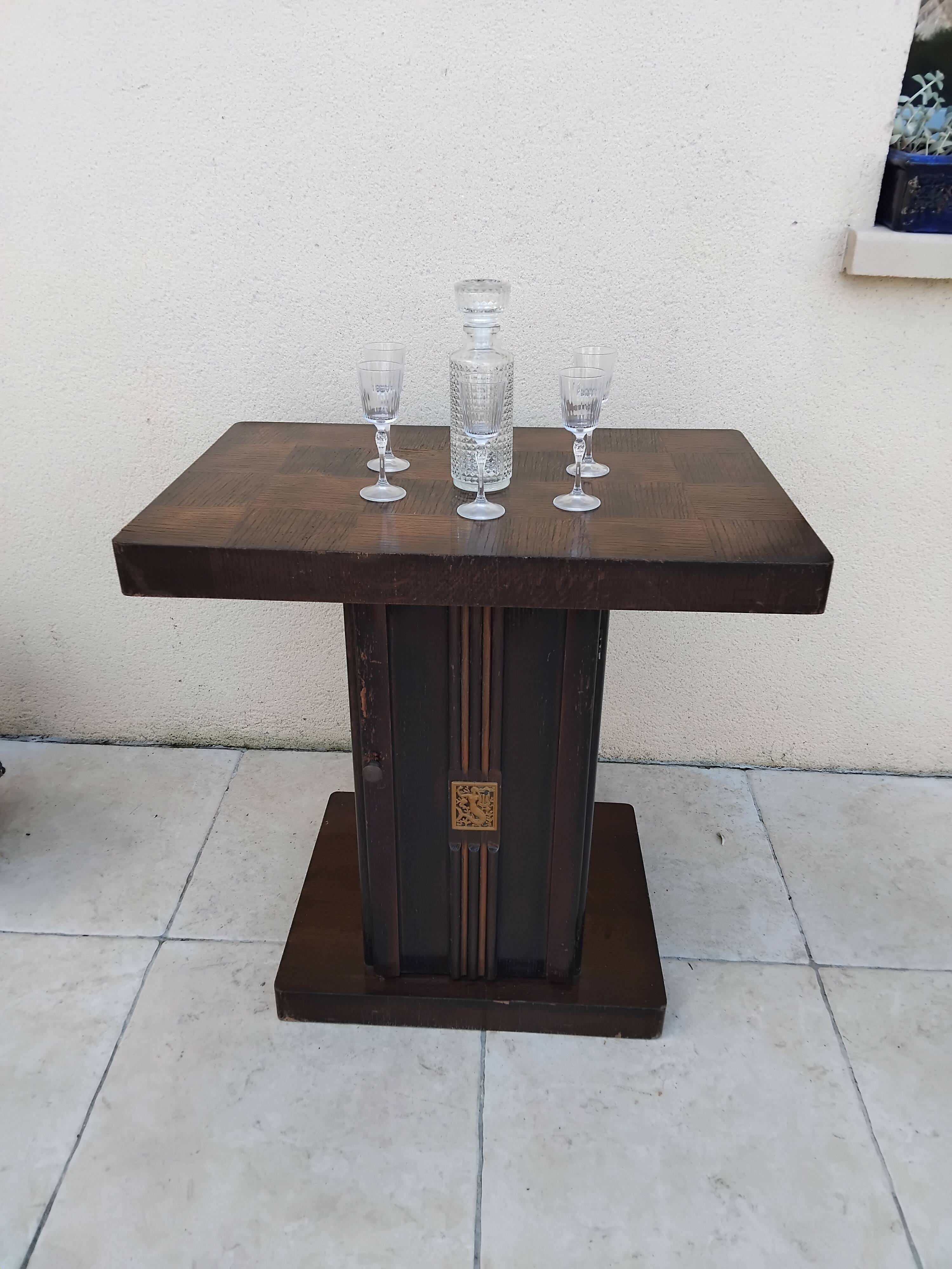 Vintage art deco bar or games table