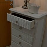 White shabby chiffonier