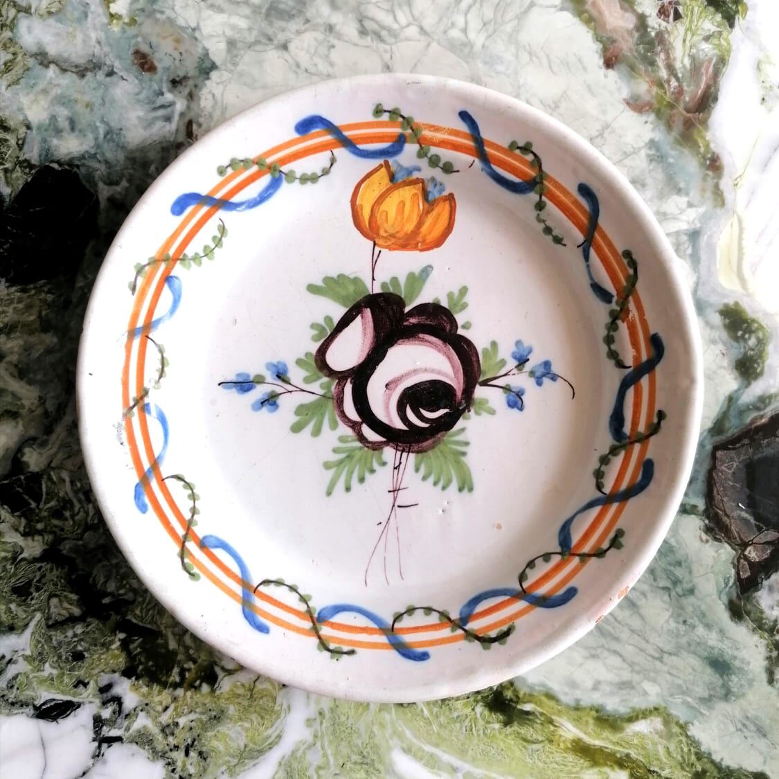 Plate earthenware of Bordeaux, late eighteenth century