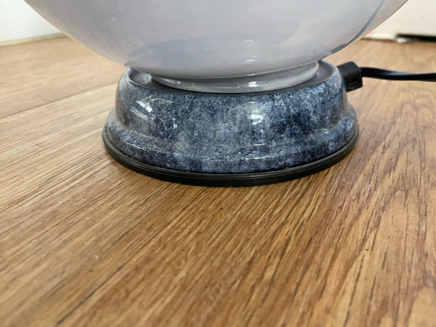 Vintage glass ball lamp