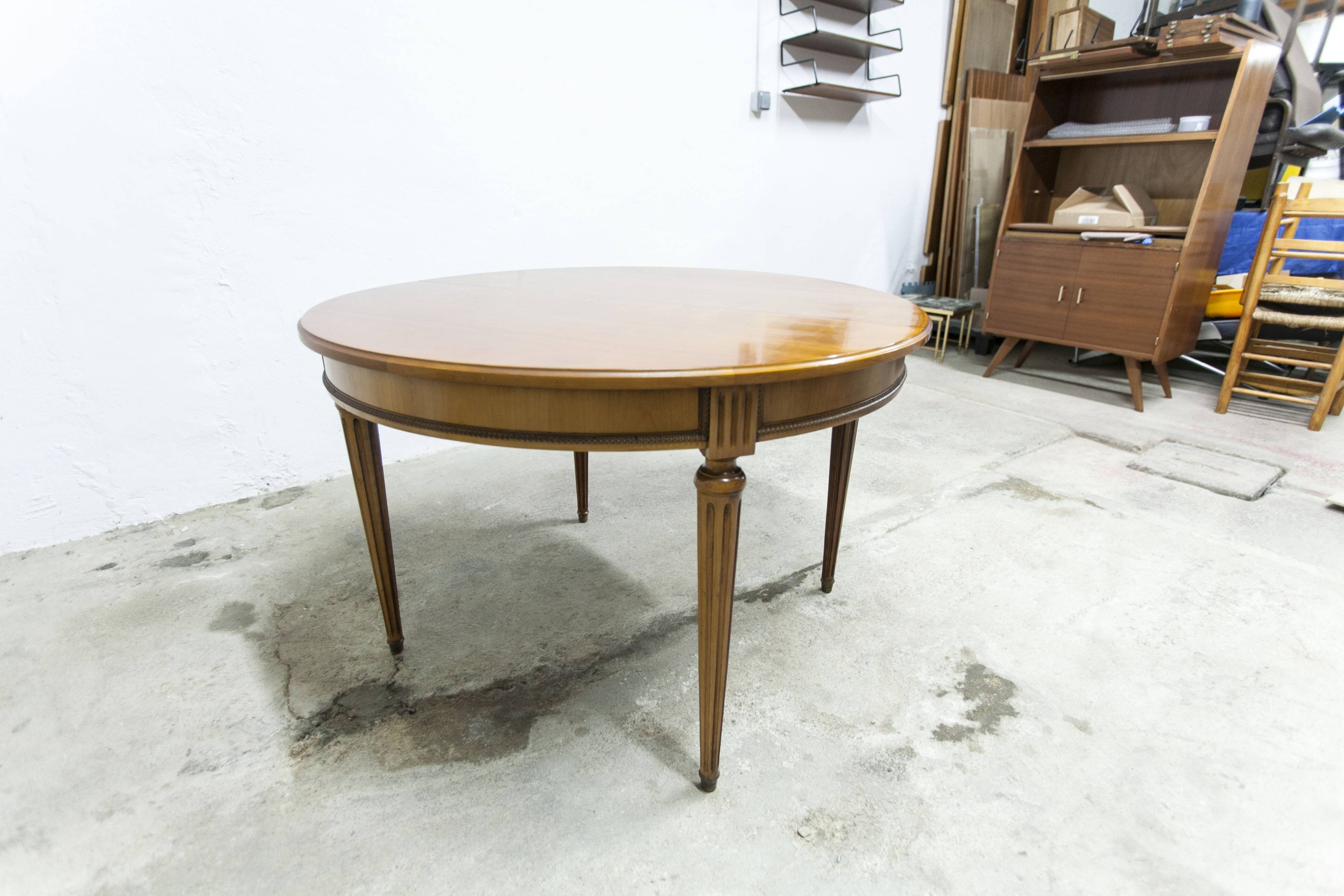 Louis XV round table + 3 extensions 115 cm max 2m50