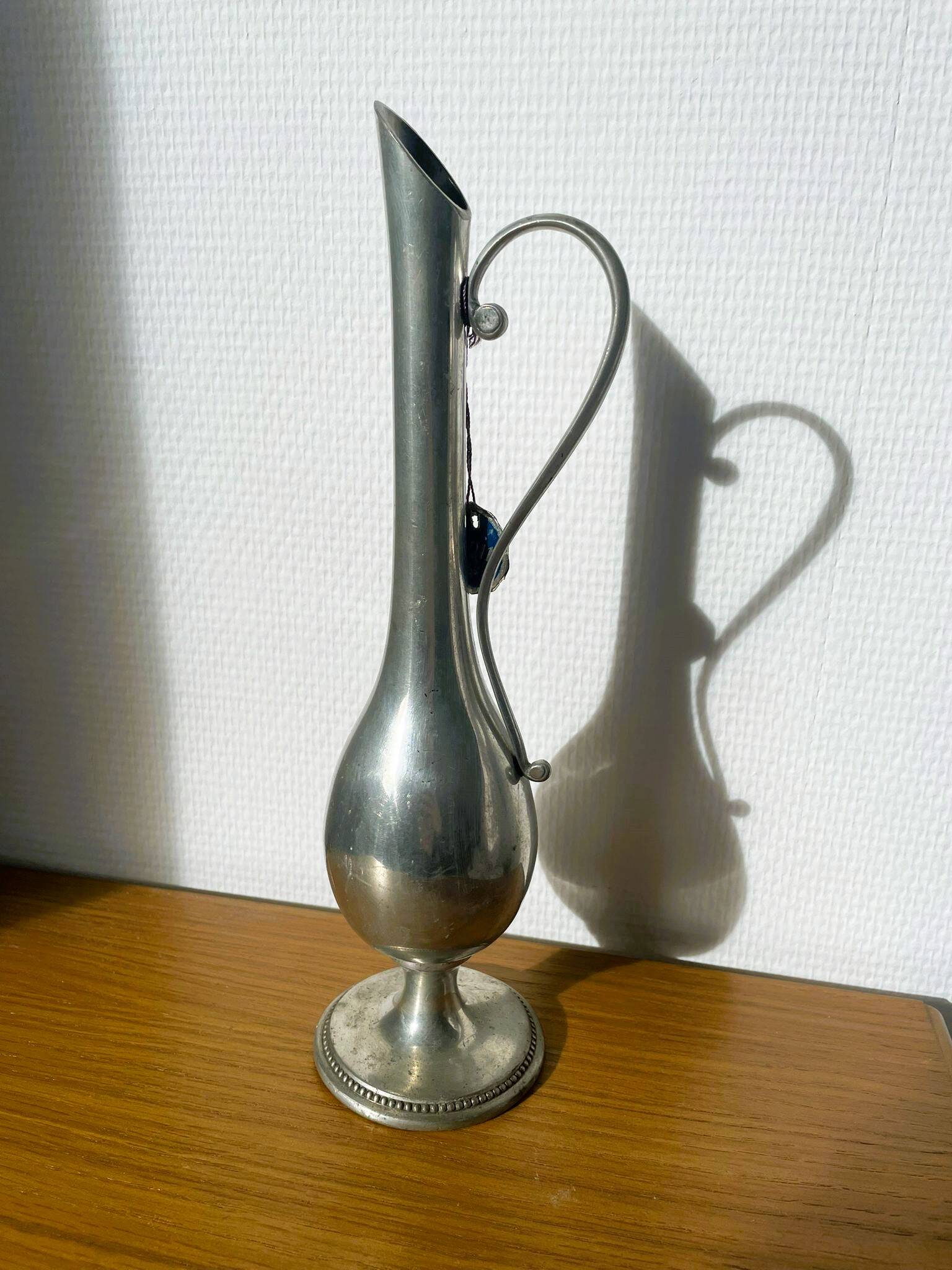 Ewer / vase in pewter from Paris