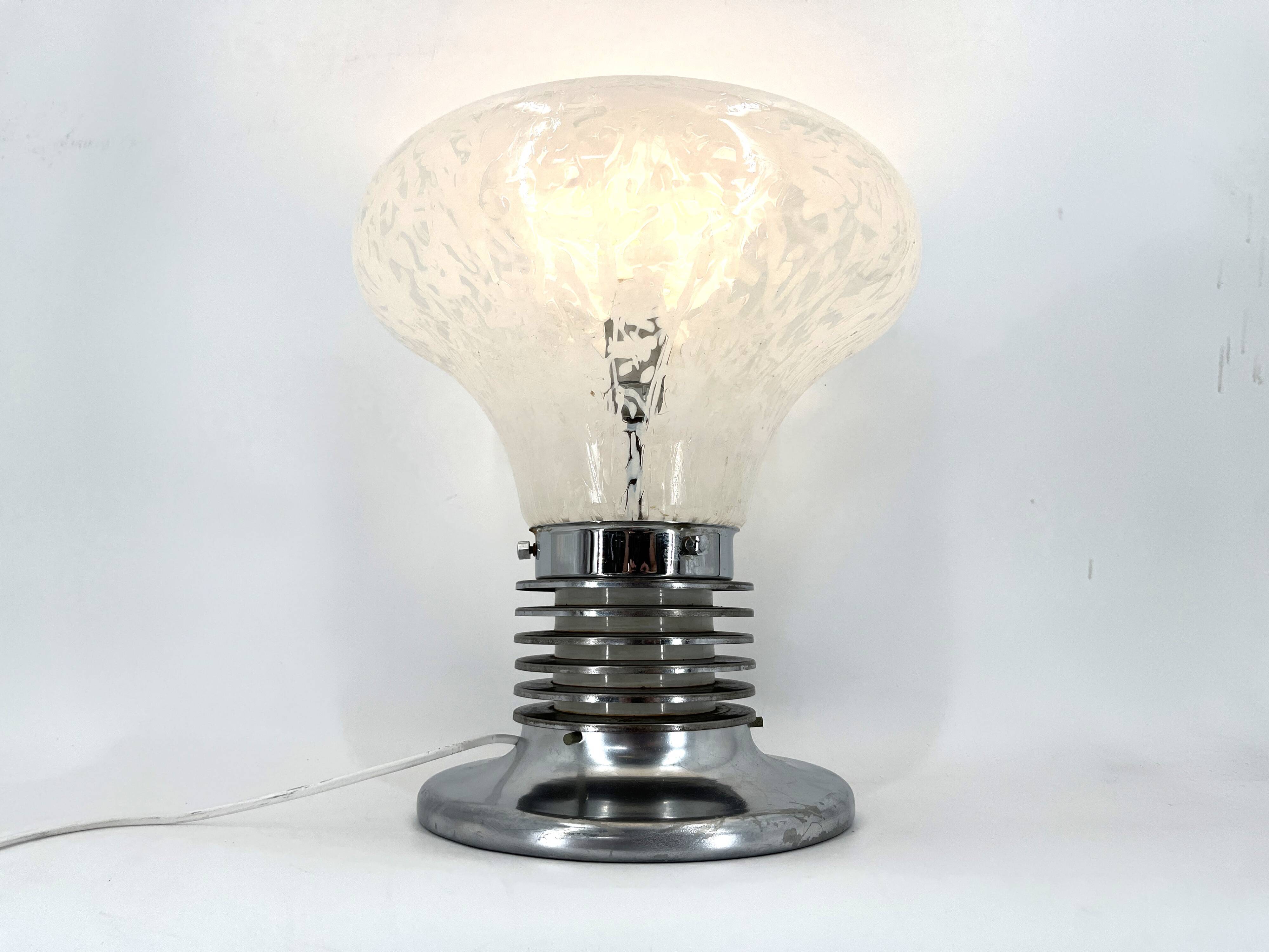 Lampe de table vintage « ampoule » par Mazzega, années 1970