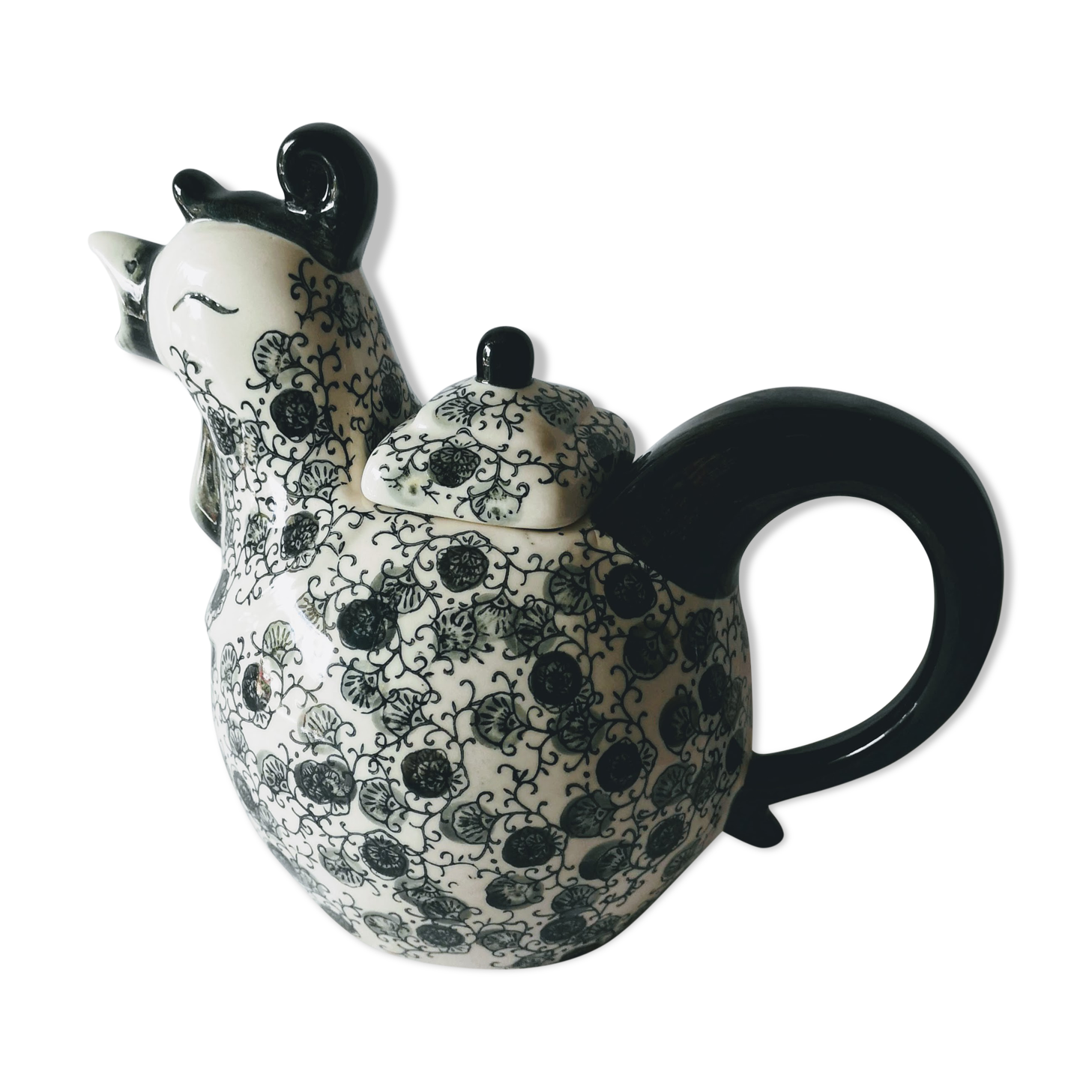 Porcelain casserole teapot