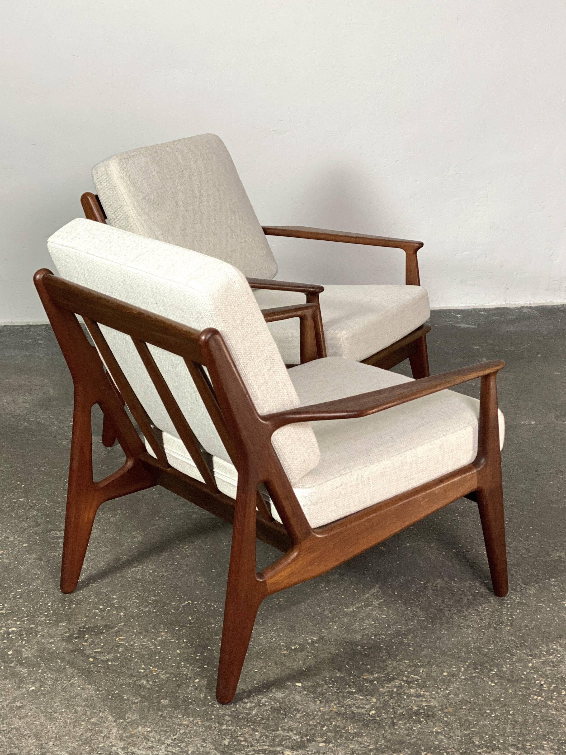 Paire de fauteuils scandinaves,  Arne Vodder – Modèle n°6 – Teck – Danemark
