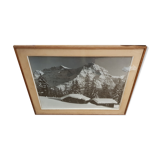 Vintage mountain view photo