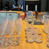 Set of crystal glasses