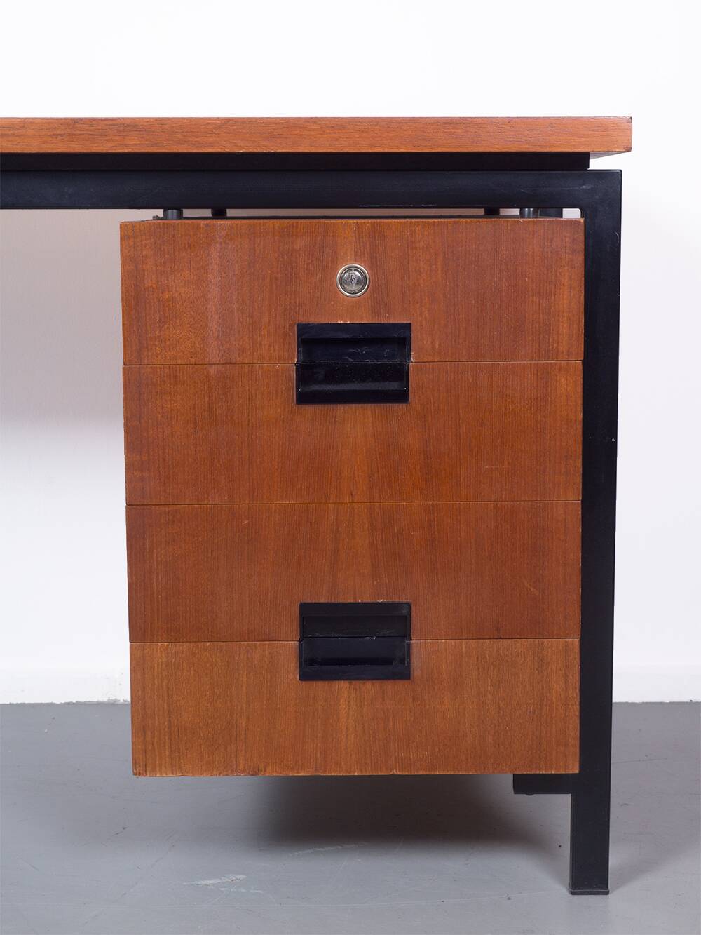 Desk EU02 Japanse serie – Pastoe – Cees Braakman